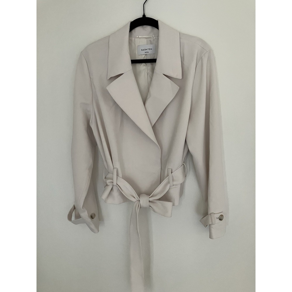 Aritzia Babaton Postage Jacket Vintage White Size Large